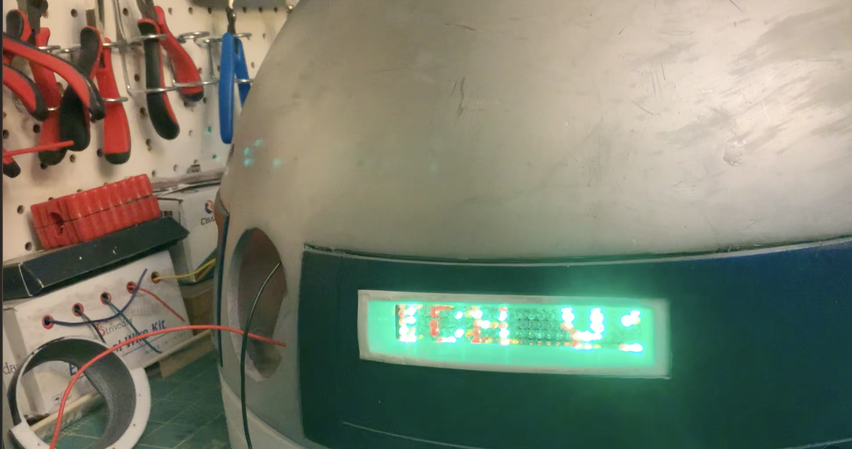 R2-D2 structure assembly