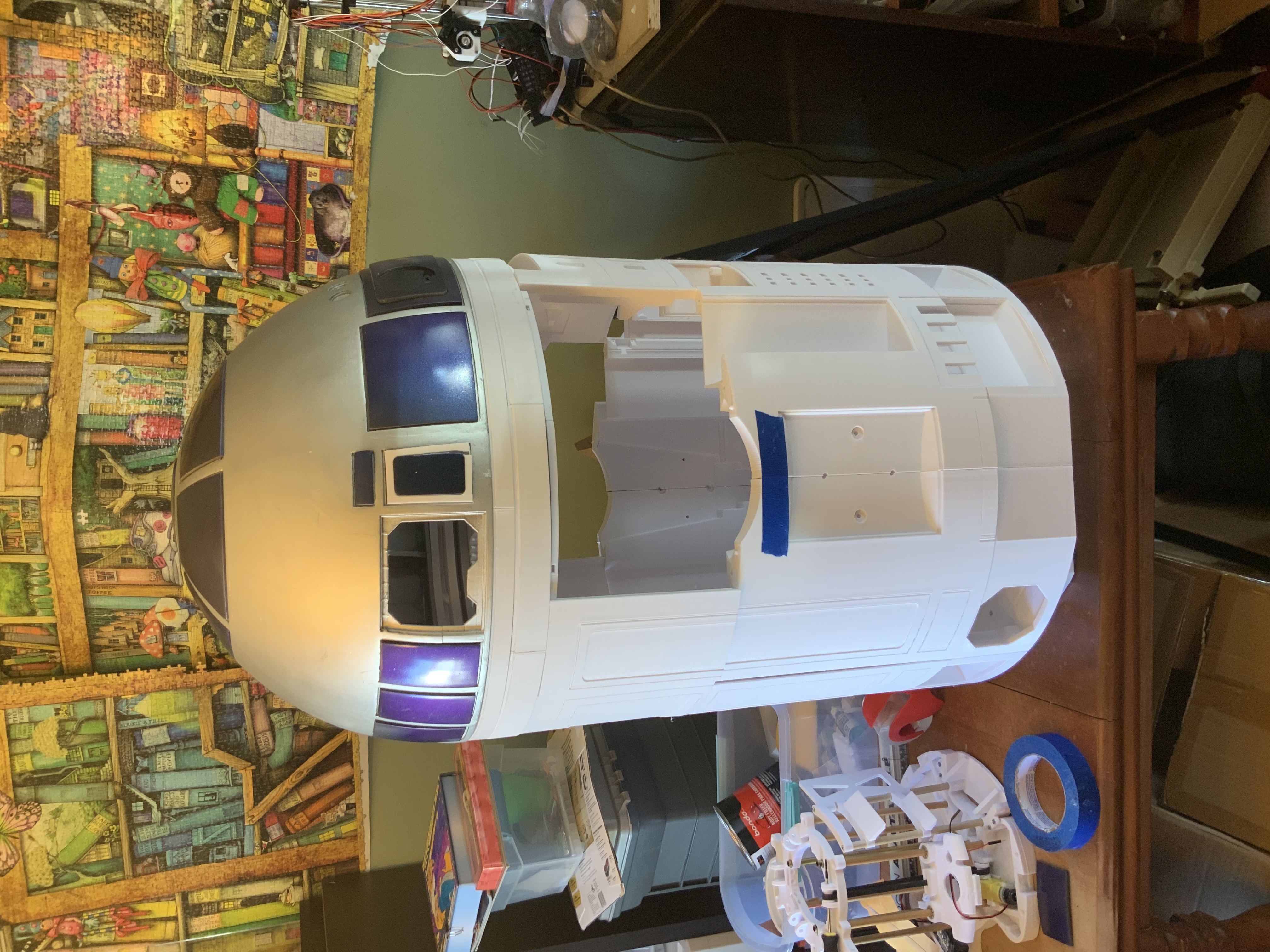 Life-size R2-D2 droid build
